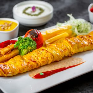 جوجه کباب سینه زعفرانی